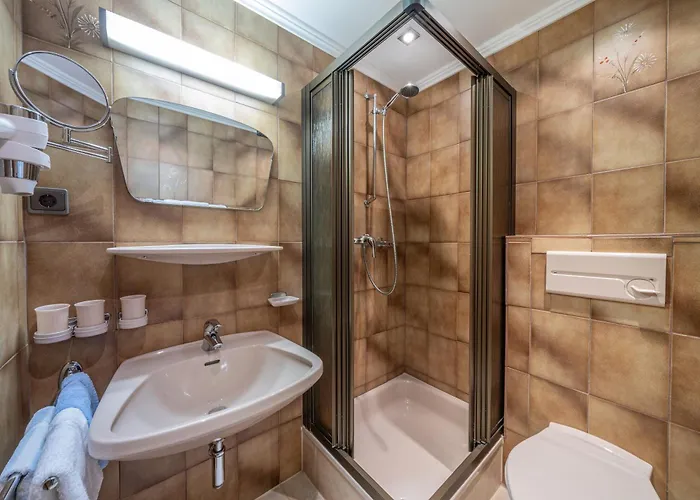 Fruehstueckspension Maier 3* Solden