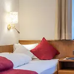 Fruehstueckspension Maier Guest house Solden