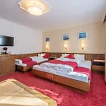 Fruehstueckspension Maier Gasthuis 3*