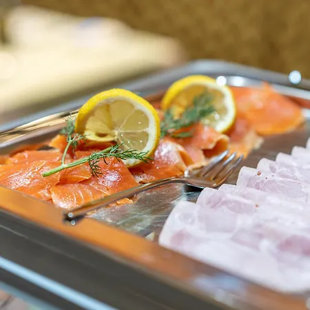 招待所 Fruehstueckspension Maier 索尔登