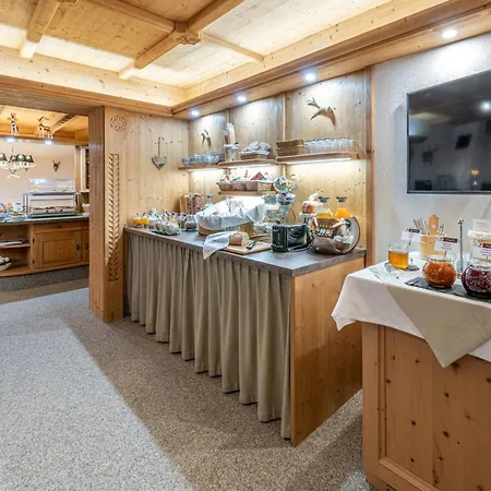 招待所 Fruehstueckspension Maier 索尔登