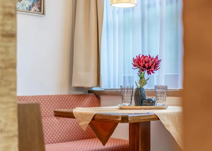 Fruehstueckspension Maier Зёльден