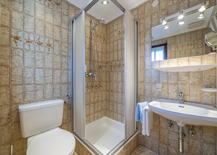 Fruehstueckspension Maier Зёльден