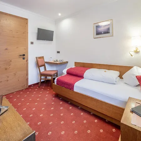 Fruehstueckspension Maier 3* Sölden